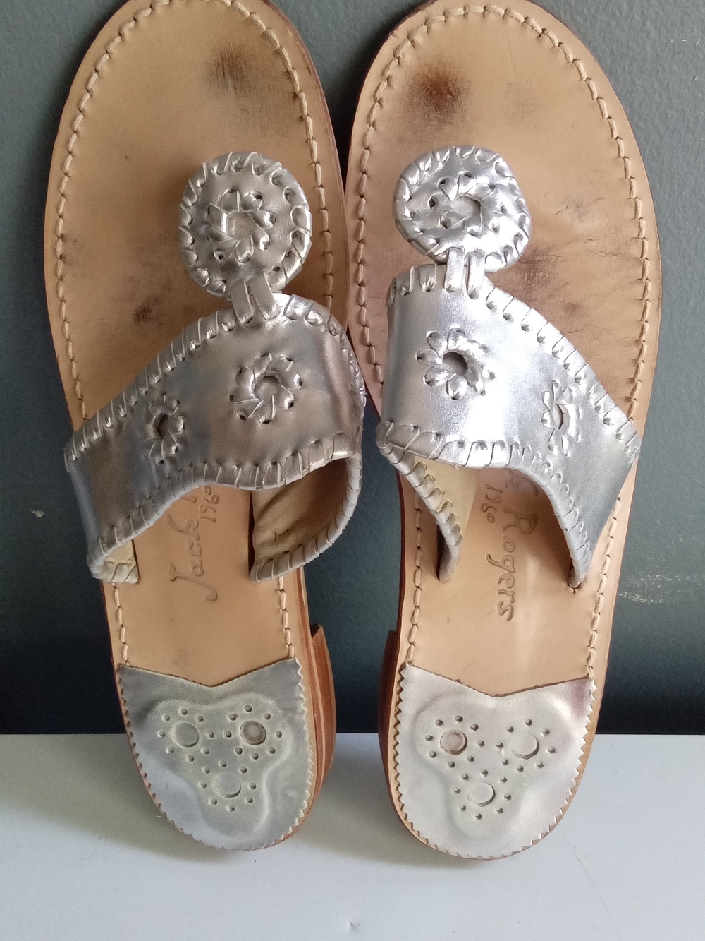 Jack Rogers Jacks‎ Flat Metallic Silver Whipstitch Leather Thong Sandals